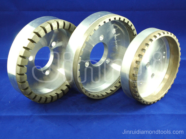 Diamond grinding cup wheel